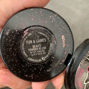 MAC Cosmetics Makeup - Special Edition Mac Blush MAC Cosmetics Makeup - Special Edition Mac Blush